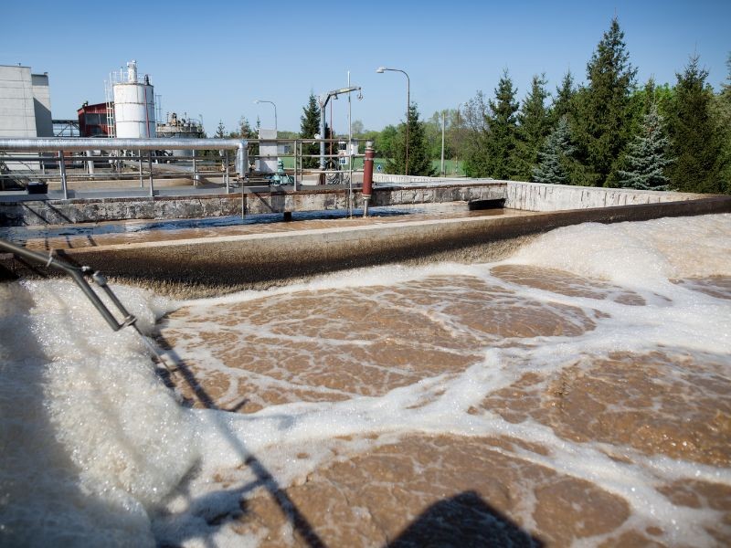 Eficiência no Tratamento de Efluentes: Desafios, Otimização e Sustentabilidade